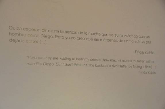 Sábia frase da Frida nas paredes da Casa Azul. Coyoacán, Cidade do México.